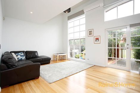 Property photo of 4 Parade Square Maribyrnong VIC 3032