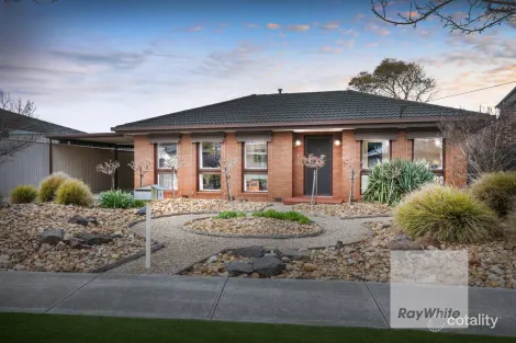 Property photo of 5 Bradford Close Gladstone Park VIC 3043