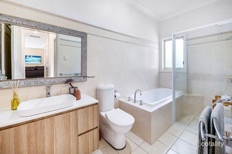 Property photo of 9 Collins Crescent Yagoona NSW 2199