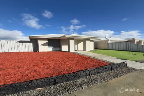 Property photo of 22 Armadan Court Byford WA 6122