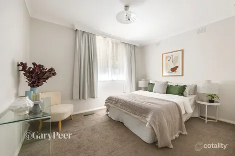 Property photo of 2/38 Seymour Road Elsternwick VIC 3185