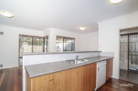 Property photo of 32 Halliday Grove Hillarys WA 6025
