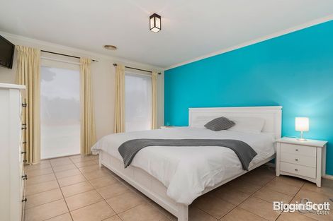 Property photo of 18 Victory Way Carrum Downs VIC 3201