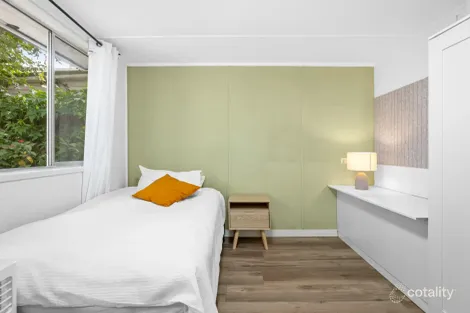 Property photo of 86 Dell Road St Lucia QLD 4067