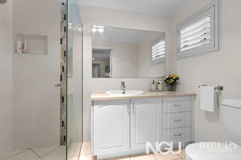 Property photo of 5 Currawong Street Bundamba QLD 4304