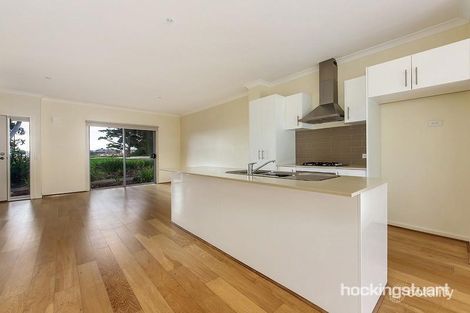 Property photo of 15 Kai Close Caroline Springs VIC 3023