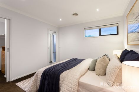 Property photo of 46 Hall Mark Road Mordialloc VIC 3195
