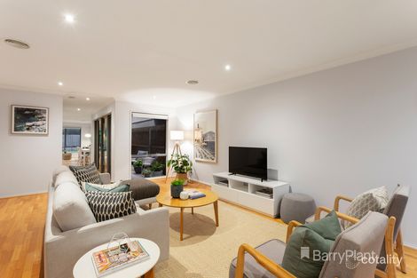 Property photo of 46 Hall Mark Road Mordialloc VIC 3195