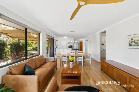 18 Wambiri Ct, Jane Brook, WA 6056