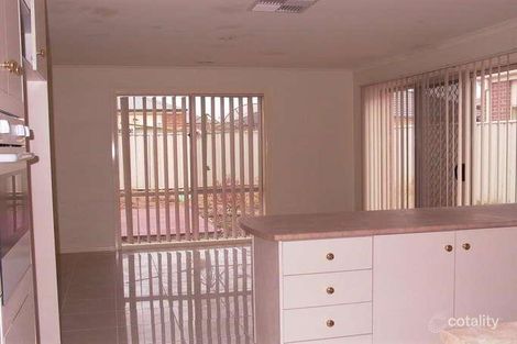 Property photo of 55 Willandra Loop Caroline Springs VIC 3023