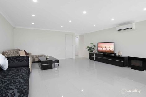 Property photo of 21 Groundsel Avenue Macquarie Fields NSW 2564