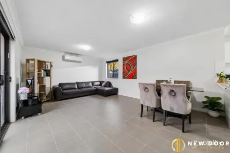 Property photo of 40 Hilda Kincaid Crescent Macgregor ACT 2615