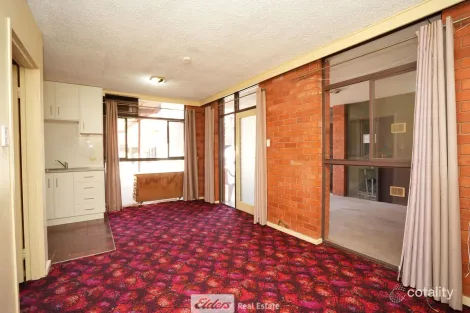Property photo of 4-6 Olympic Street Griffith NSW 2680