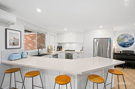 Property photo of 65 Esperance Drive Albion Park NSW 2527