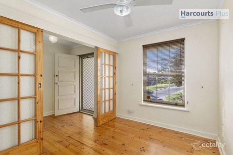 Property photo of 31 Shamrock Road Hallett Cove SA 5158