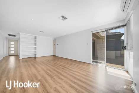 Property photo of 6 Redfern Bend Clarkson WA 6030