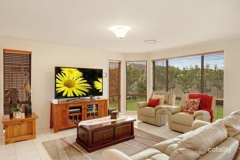 Property photo of 10 Dorrigo Street Woongarrah NSW 2259
