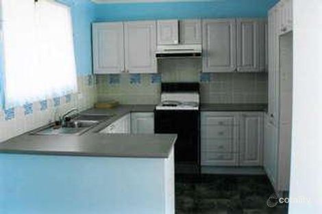 Property photo of 10 Naroo Avenue Summerland Point NSW 2259