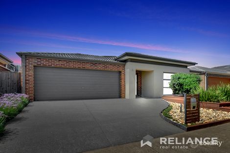 Property photo of 13 Dianella Street Point Cook VIC 3030