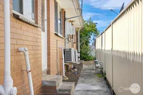 Property photo of 2/7 Baldwin Street Wendouree VIC 3355