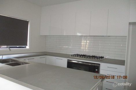 Property photo of 2/10 Mitchell Crescent Meadow Heights VIC 3048