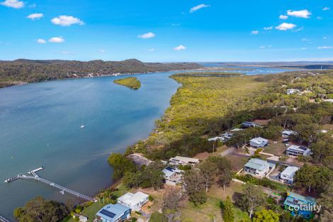 Property photo of 101 Wahine Drive Russell Island QLD 4184