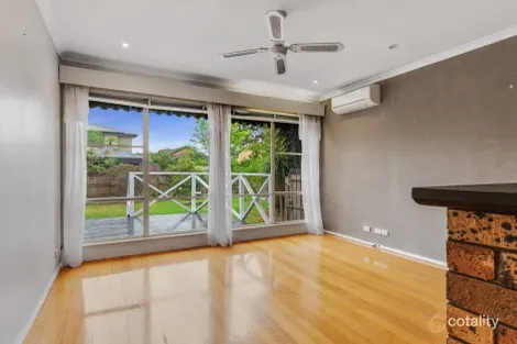 Property photo of 10 Julian Street Werribee VIC 3030