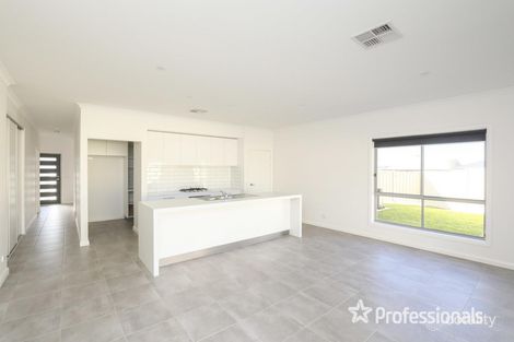 Property photo of 4 Midtown Drive Mildura VIC 3500