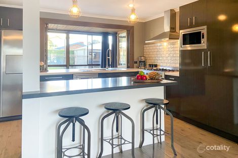 Property photo of 28 Cockatoo Drive Carrum Downs VIC 3201