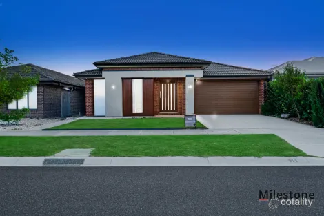 46 Australorp Dr, Clyde North, VIC 3978