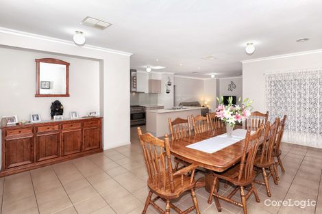 Property photo of 5 Blairgowrie Drive Craigieburn VIC 3064