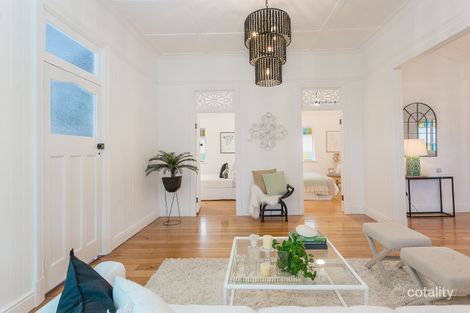 Property photo of 4 Taylor Street Dinmore QLD 4303