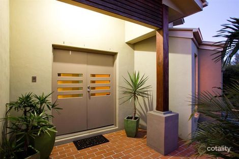 Property photo of 10 Hastings Close Calamvale QLD 4116