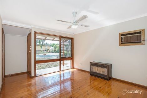 Property photo of 8 Eringa Court Craigmore SA 5114