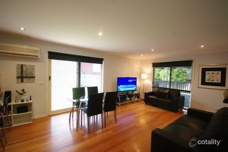 Property photo of 6 Pinto Close Endeavour Hills VIC 3802