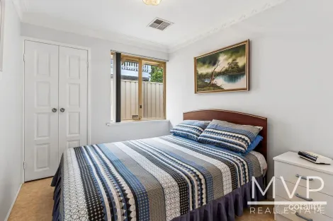 Property photo of 46 Robertson Road Kardinya WA 6163