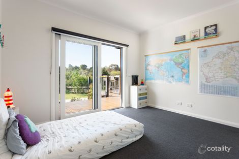 Property photo of 22 Glen Avenue Croydon VIC 3136