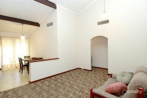 Property photo of 1/631 Canning Highway Alfred Cove WA 6154