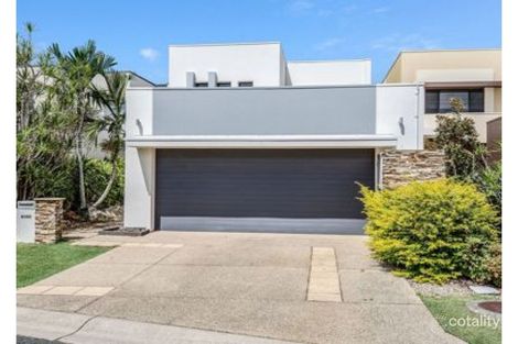 Property photo of 6065 Lugano Drive Hope Island QLD 4212