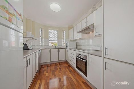 Property photo of 11/102 Pembroke Road Coorparoo QLD 4151