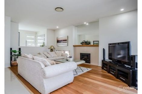 Property photo of 6065 Lugano Drive Hope Island QLD 4212