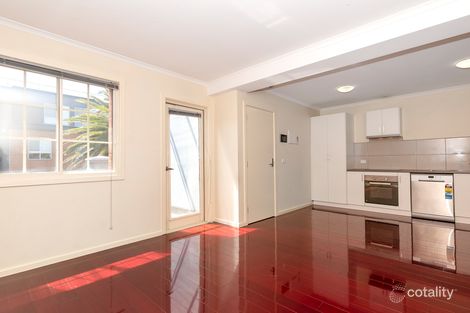 Property photo of 2/6 Arena Close Flemington VIC 3031