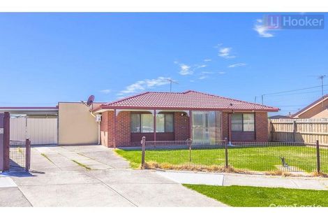 10 Yandoit Ct, Meadow Heights, VIC 3048
