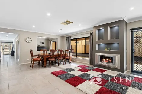 Property photo of 15 Hanover Place Strathfieldsaye VIC 3551