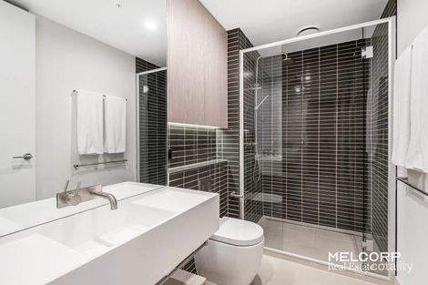 Property photo of 406/151 Berkeley Street Melbourne VIC 3000
