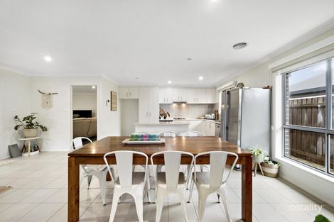 Property photo of 19 Bott Crescent Casey ACT 2913