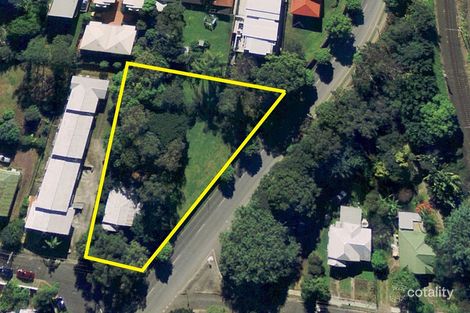 13 Fenton St, Fairfield, QLD 4103