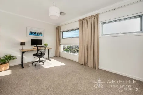 Property photo of 11 Albion Court Mount Barker SA 5251
