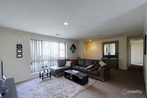 Property photo of 23 Balmain Drive Carrum Downs VIC 3201