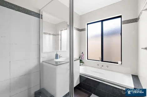 Property photo of 9 Marriott Crescent Wattle Grove WA 6107